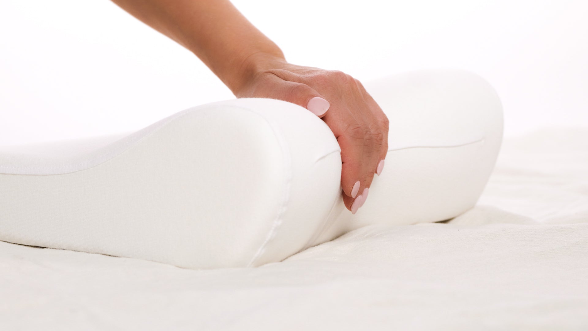 Ergonomic front edge